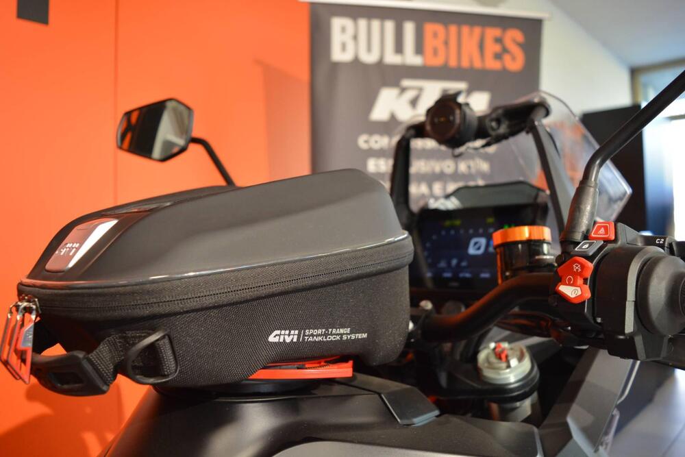 KTM 1290 Super Adventure R (2022 - 25) (9)