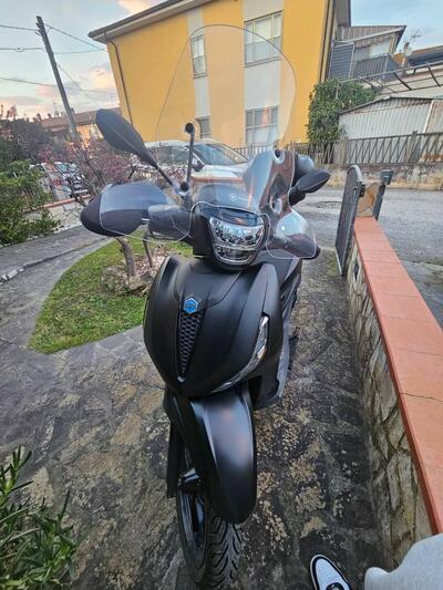 Piaggio Beverly 300 ABS-ASR (2021 - 25) usata