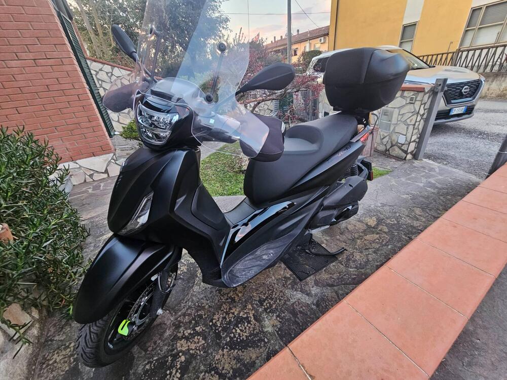 Piaggio Beverly 300 ABS-ASR (2021 - 25) (3)