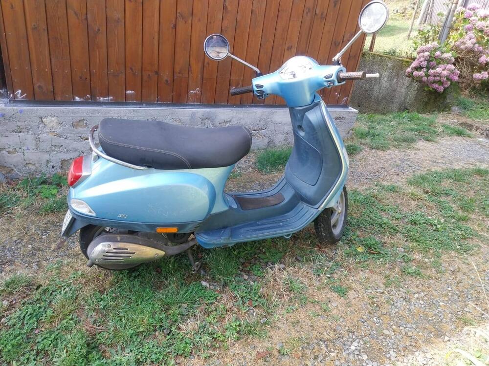 Piaggio Vespa lx 2 tempi (2)