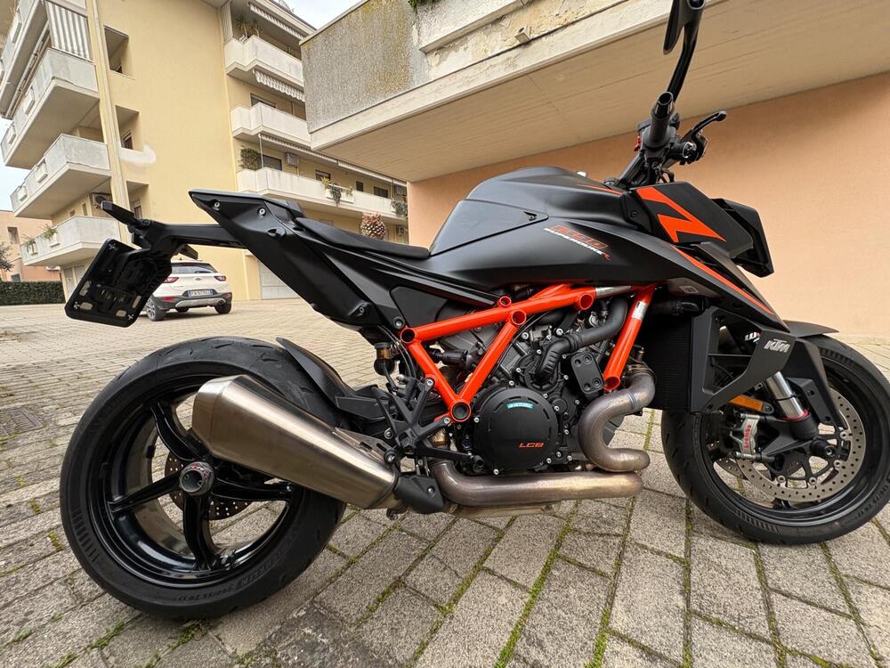 KTM 1390 Super Duke R (2024 - 26) (6)