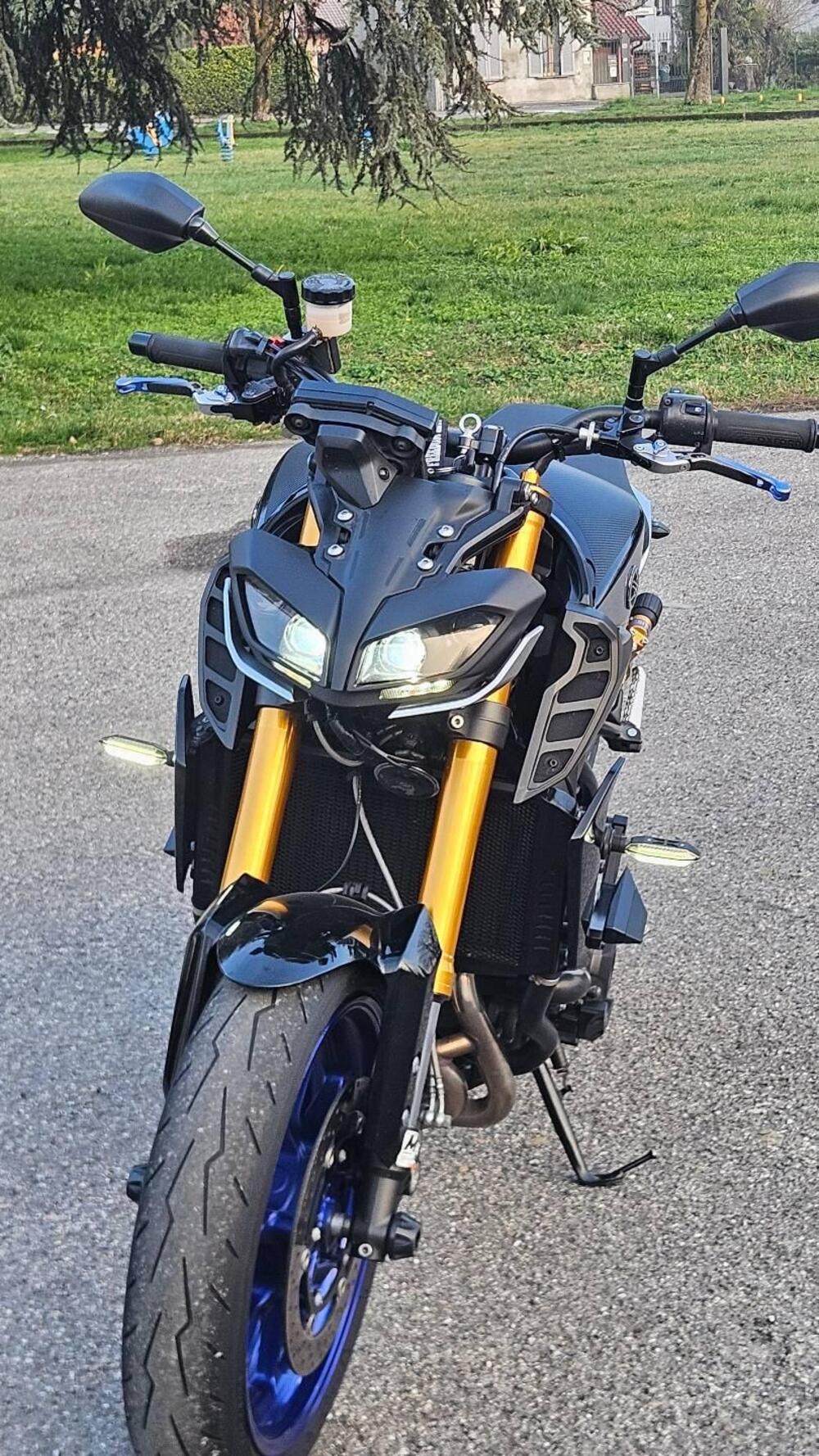 Yamaha MT-09 SP (2018 - 20) (3)