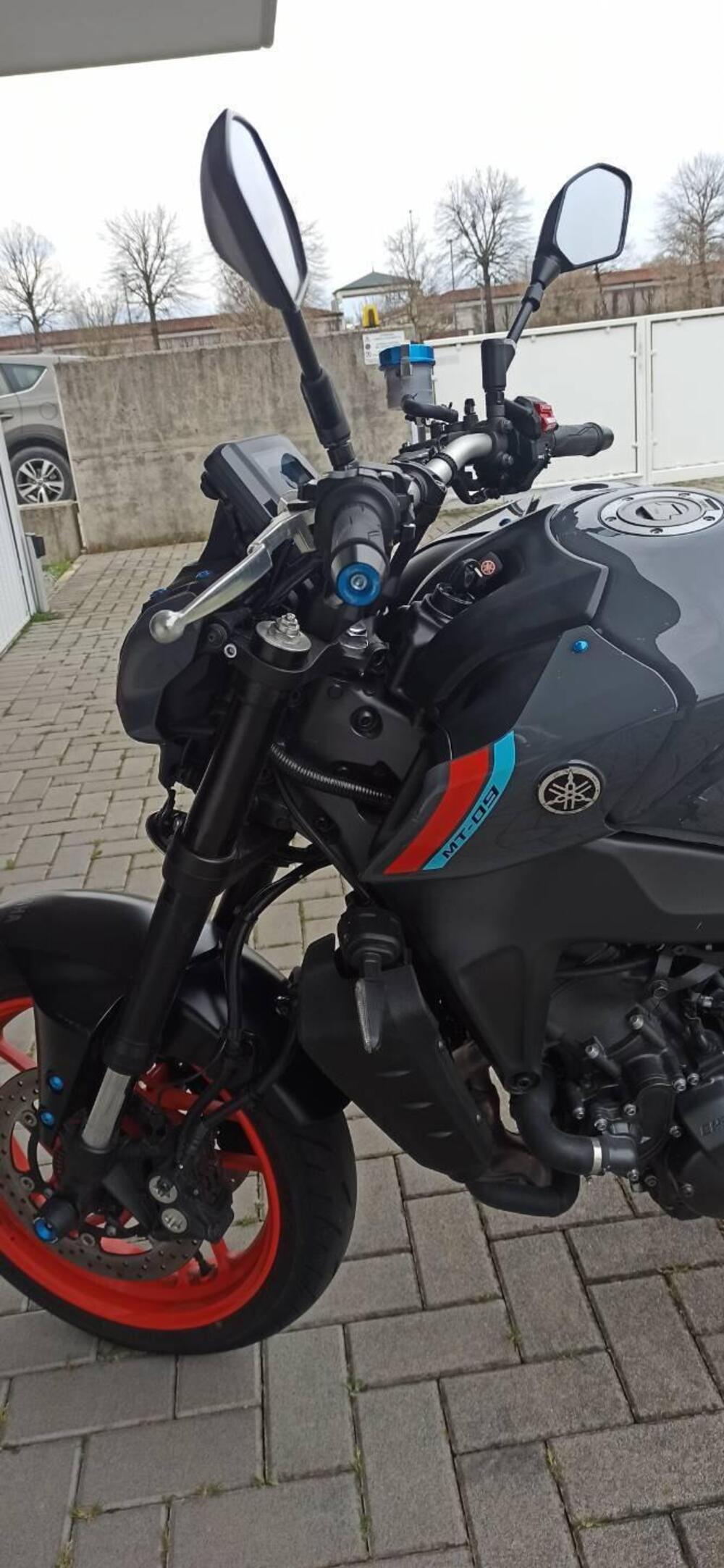 Yamaha MT-09 (2021 - 23) (3)