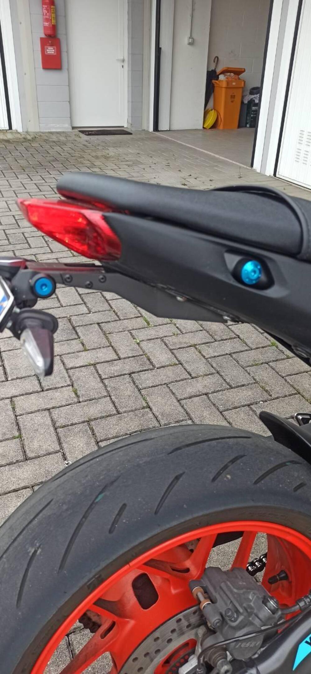 Yamaha MT-09 (2021 - 23) (8)