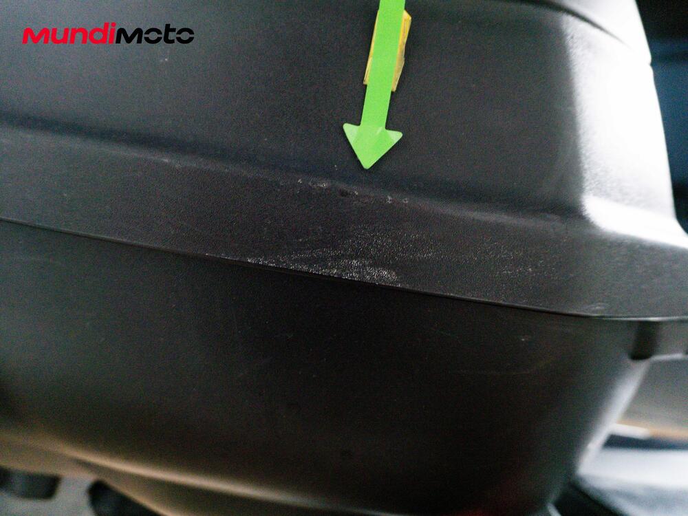 Yamaha X-Max 400 Iron Max ABS (2016) (20)