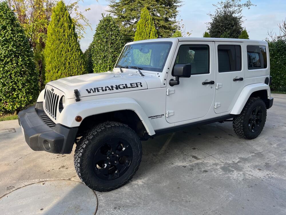 Jeep Wrangler Unlimited usata a Ancona (10)