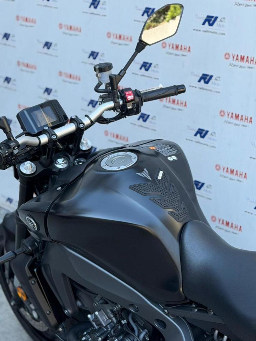 Yamaha MT-09 (2021 - 23) (5)
