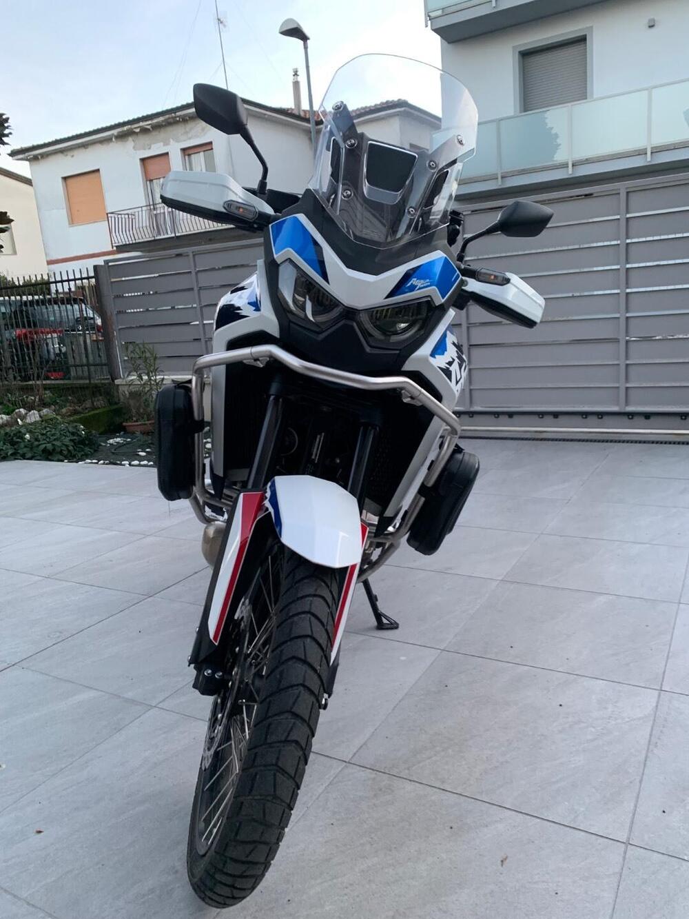 Honda Africa Twin CRF 1100L ES (2024 - 26)
