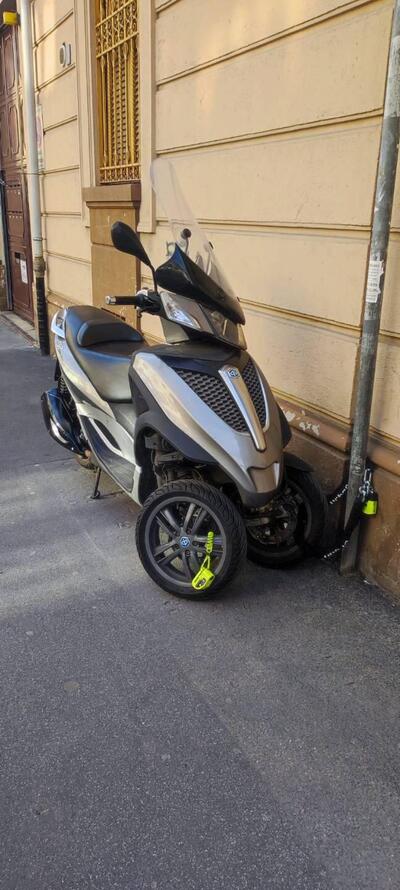 Piaggio Mp3 300 ie Yourban ERL (2011 - 17) usata
