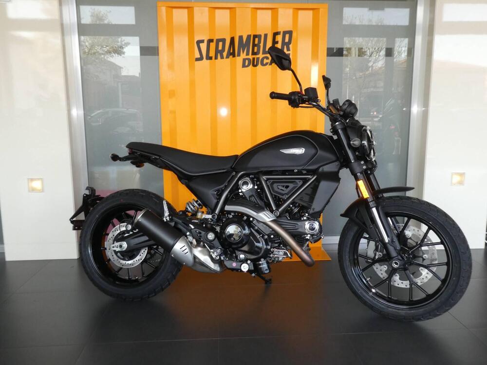 Ducati Scrambler 800 Icon Dark (2025 - 26) (3)