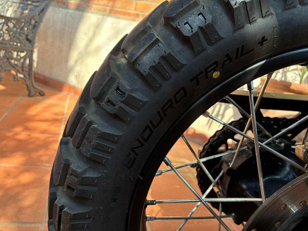 Royal Enfield Himalayan 411 (2021 - 24) (6)