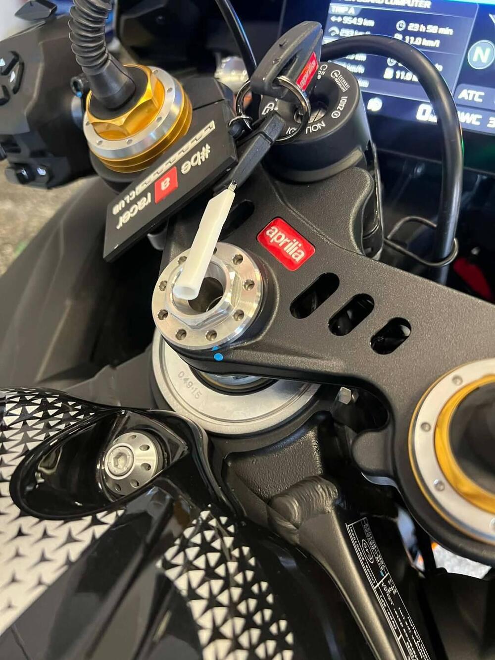 Aprilia RSV4 1100 Factory (2025 - 26) (15)