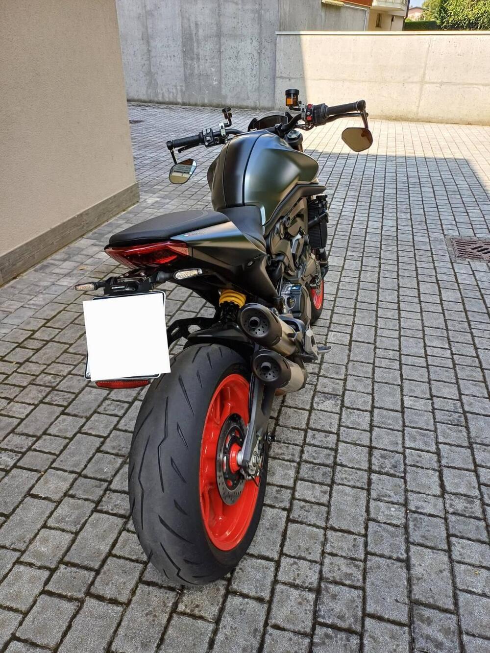 Ducati Monster 937 + (2021 - 25) (3)