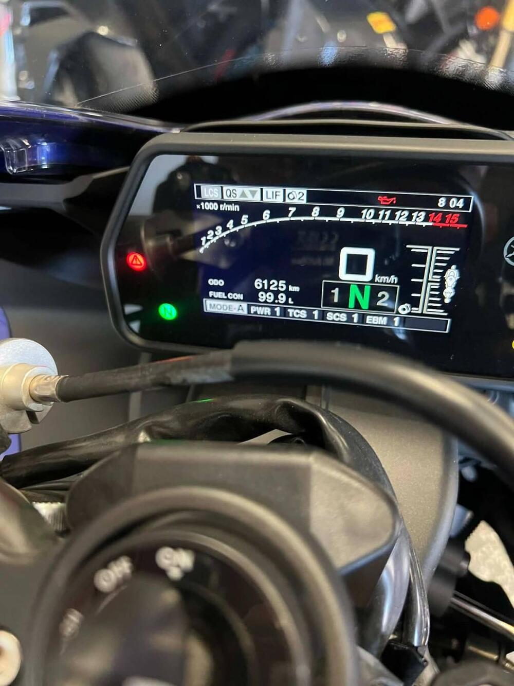 Yamaha YZF R1 (2020 - 25) (13)