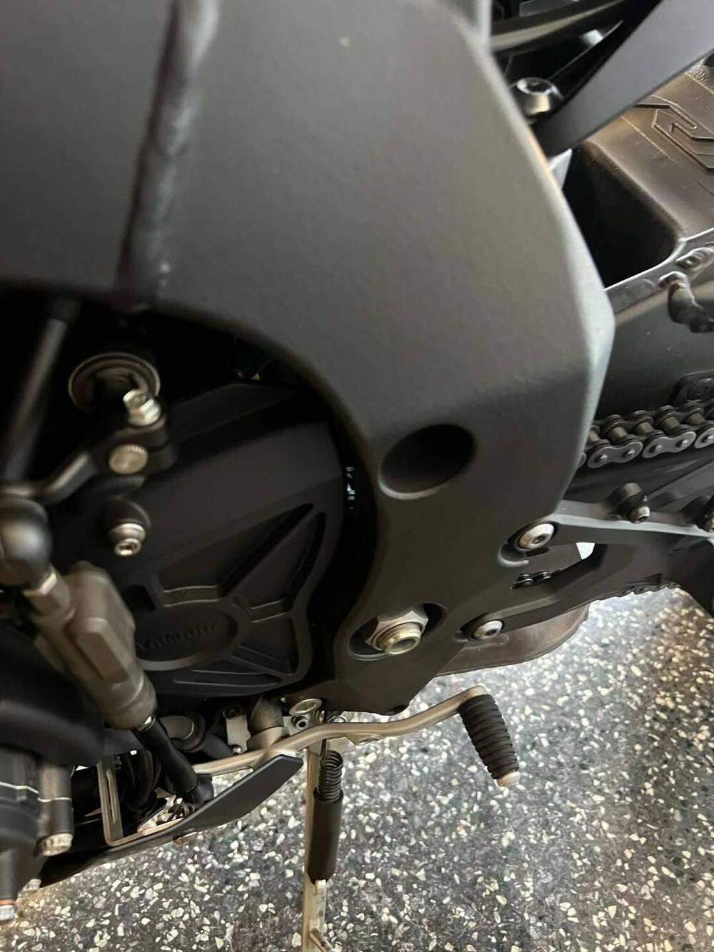 Yamaha YZF R1 (2020 - 25) (14)