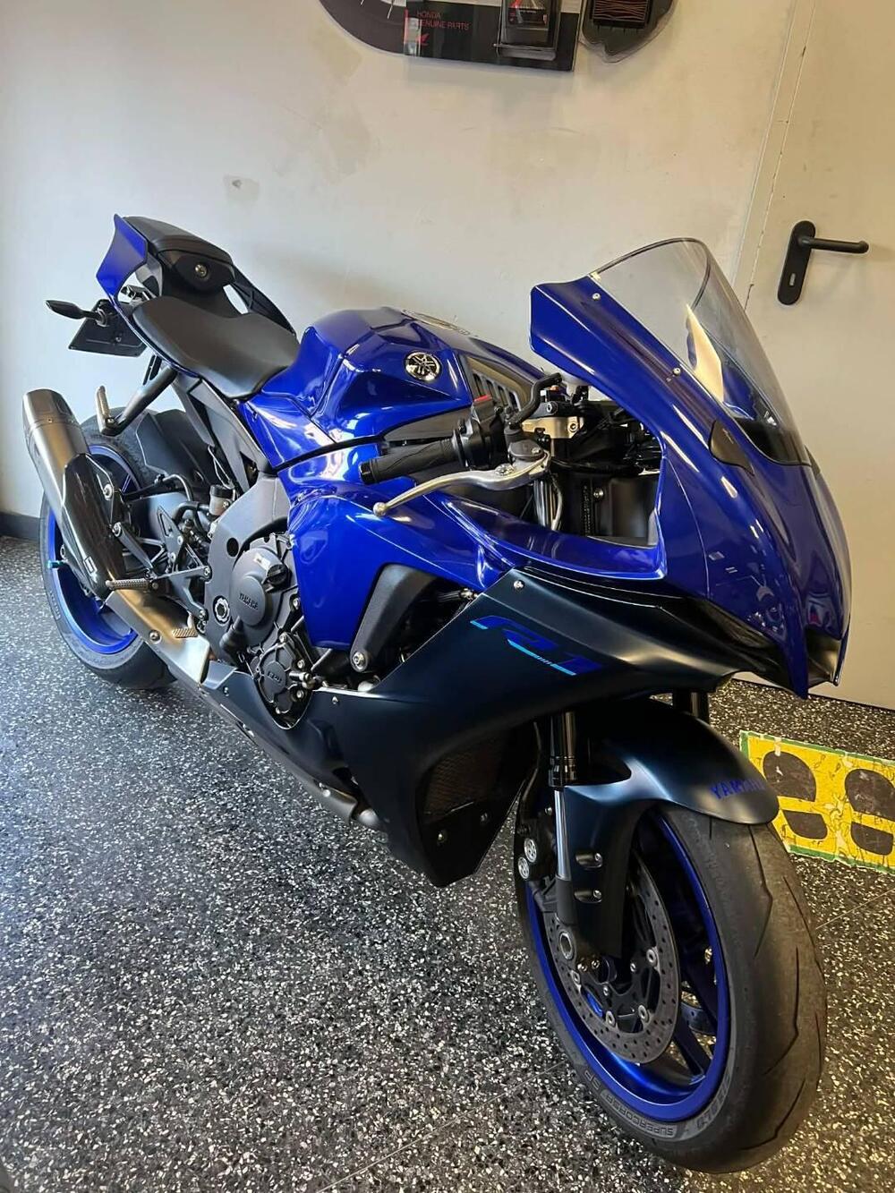 Yamaha YZF R1 (2020 - 25)
