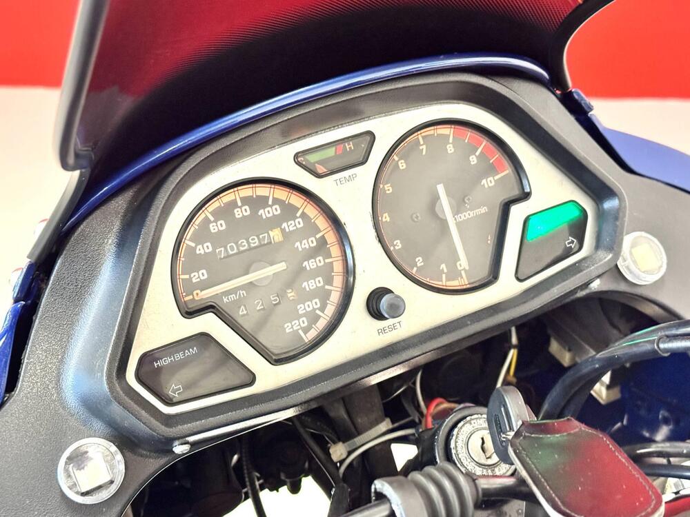 Yamaha XTZ 750 SUPER TENERE (19)