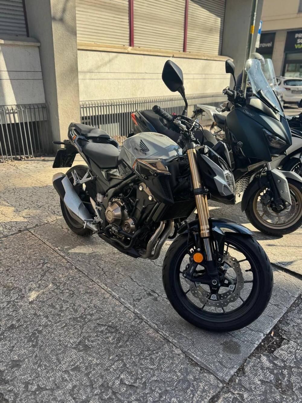 Honda CB 500 F (2022 - 23) (3)