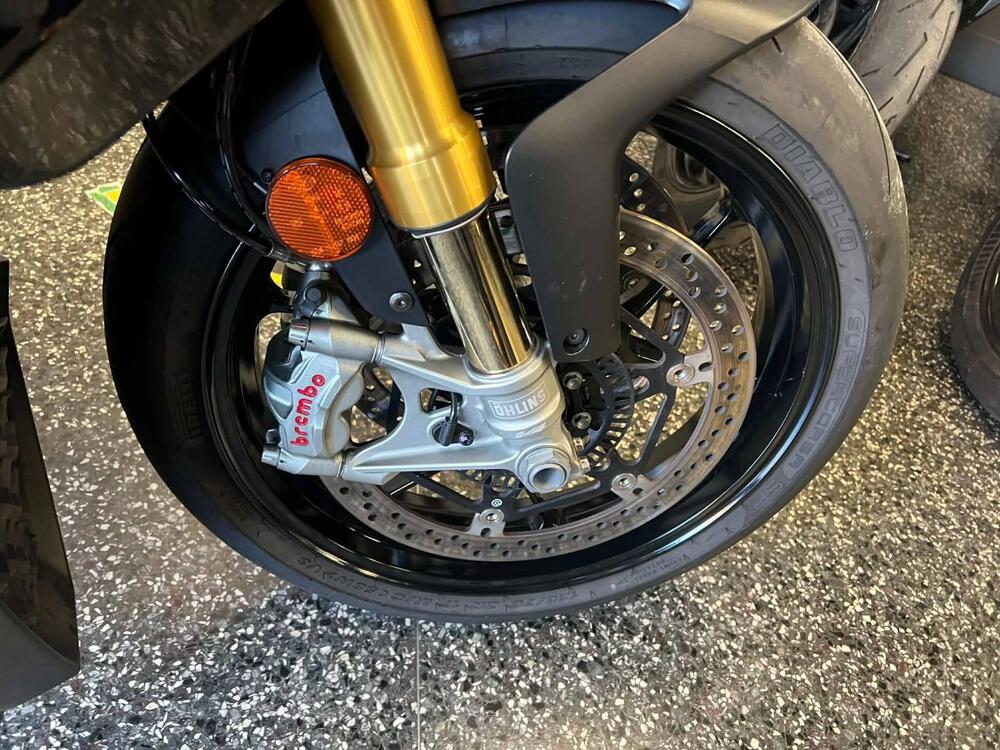 Aprilia Tuono V4 Factory (2021 - 24) (3)