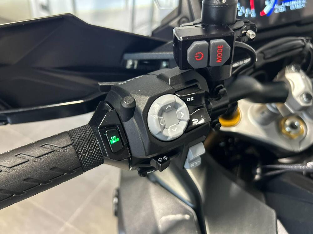 Suzuki GSX-S1000GX (2024 - 26) (6)