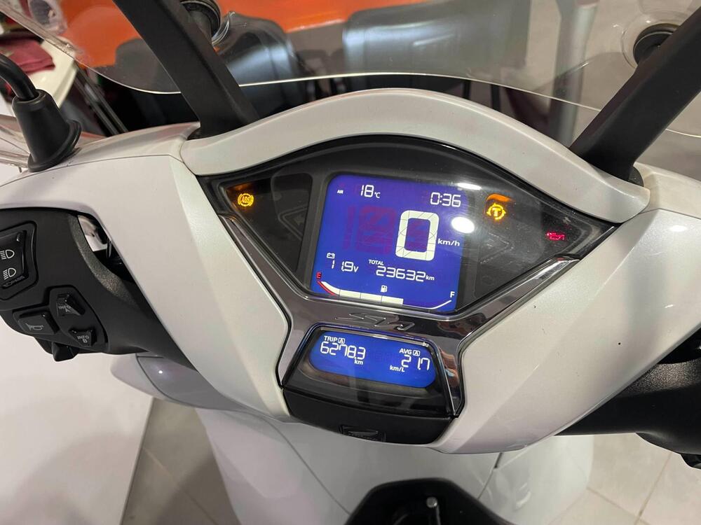 Honda SH 350 (2021 - 24) (2)
