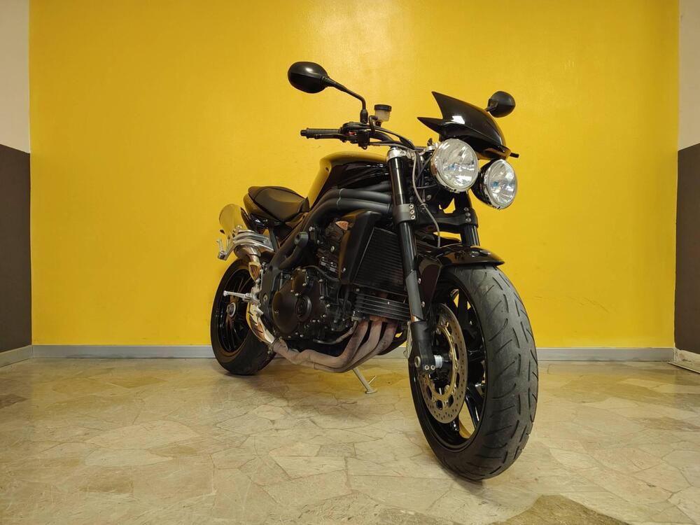 Triumph Speed Triple 1050 (2011 - 13) (2)