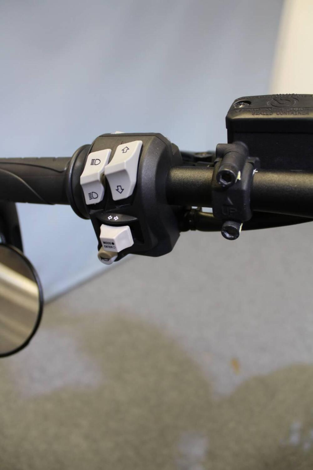 Ducati Scrambler 800 Nightshift (2025 - 26) (11)