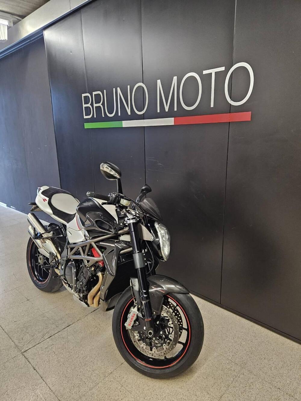 MV Agusta Brutale 1090 RR (2009 - 15) (2)