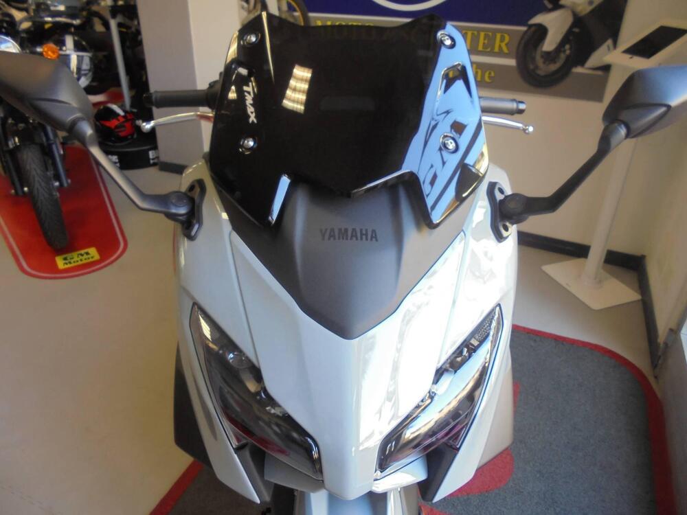 Yamaha T-Max 560 Tech Max (2025 - 26) (2)