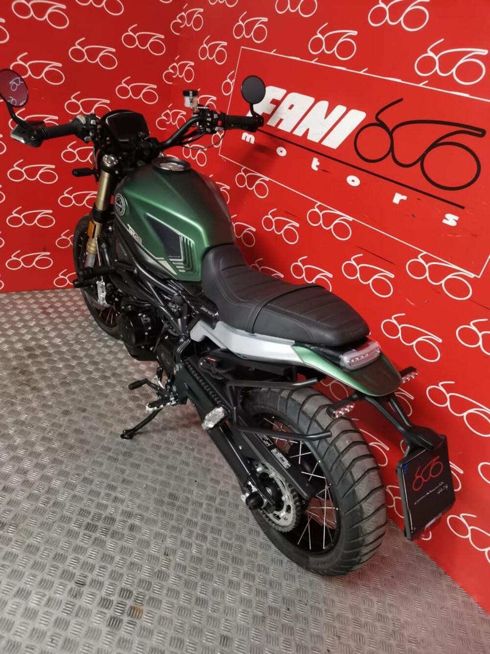 Benelli Leoncino 800 Trail (2022 - 26) (4)