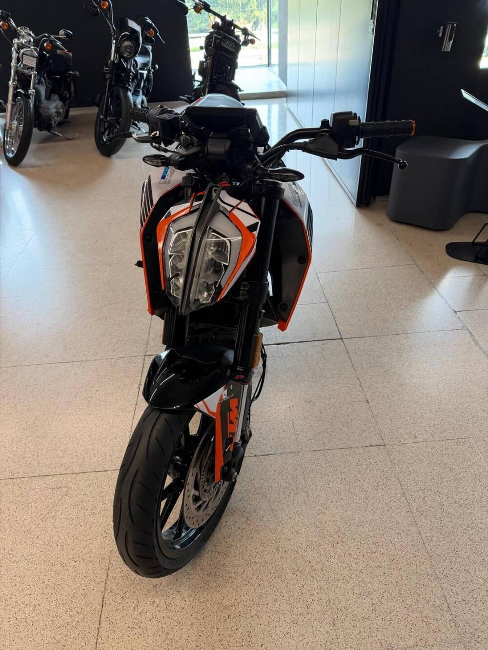 KTM 125 Duke ABS (2017 - 20) (2)