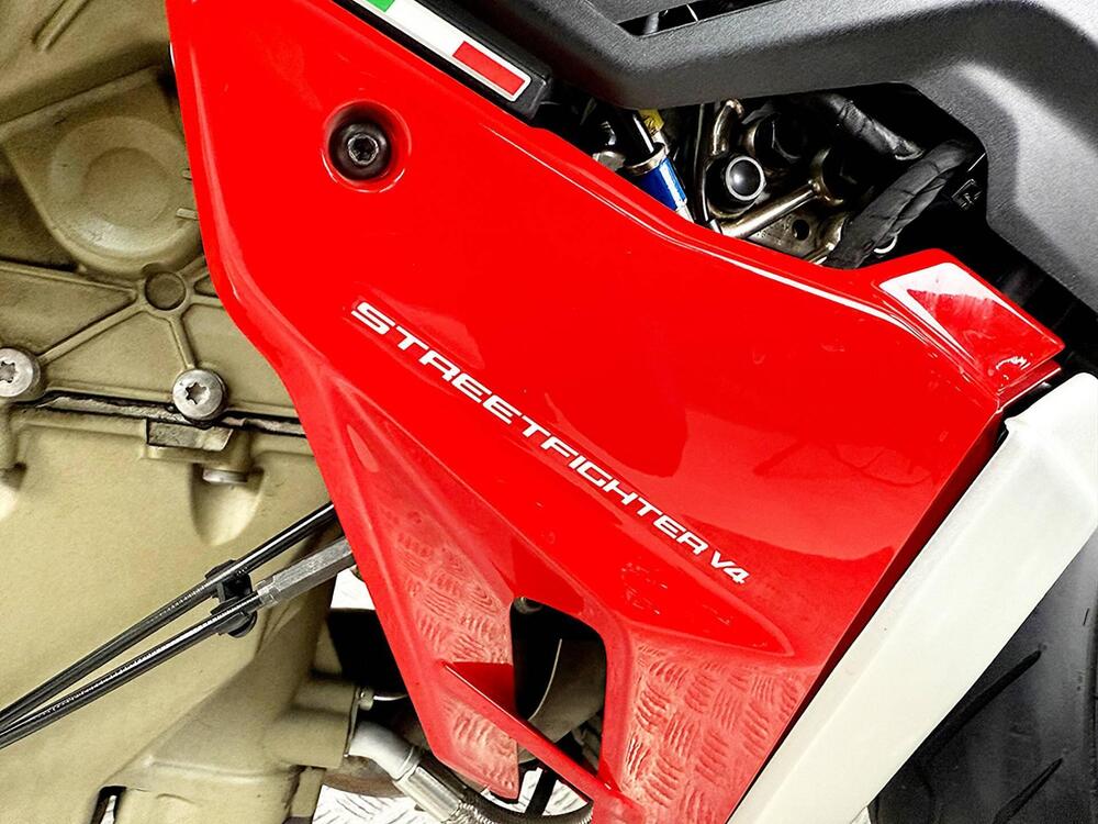 Ducati Streetfighter V4 1100 (2020) (8)