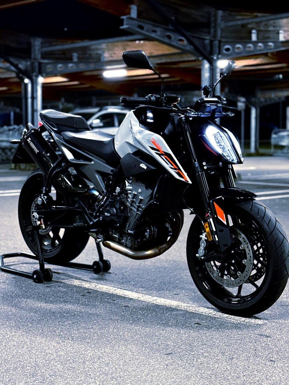 KTM 790 Duke L (2023 - 24)