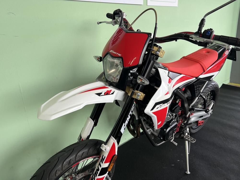 Fantic Motor XMF 125 Motard Performance 4t (2021 - 22) (16)