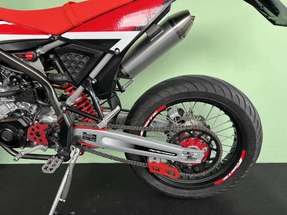 Fantic Motor XMF 125 Motard Performance 4t (2021 - 22) (17)