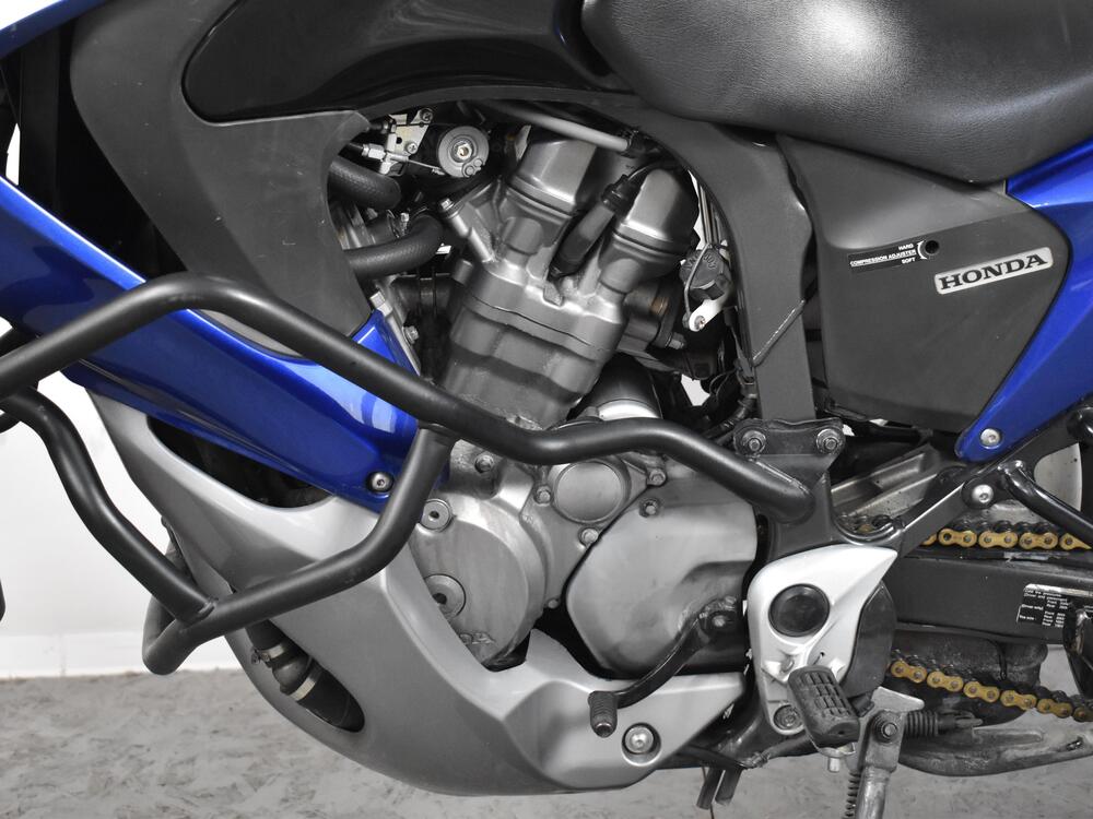 Honda Transalp XL 700 V ABS (2007 - 2013) (17)