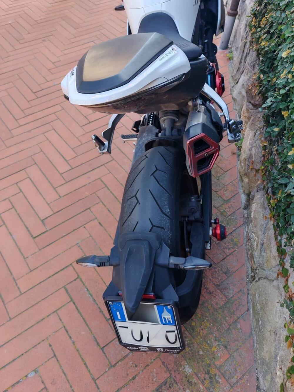 CFMOTO 800NK Advanced (2023 - 26) (2)