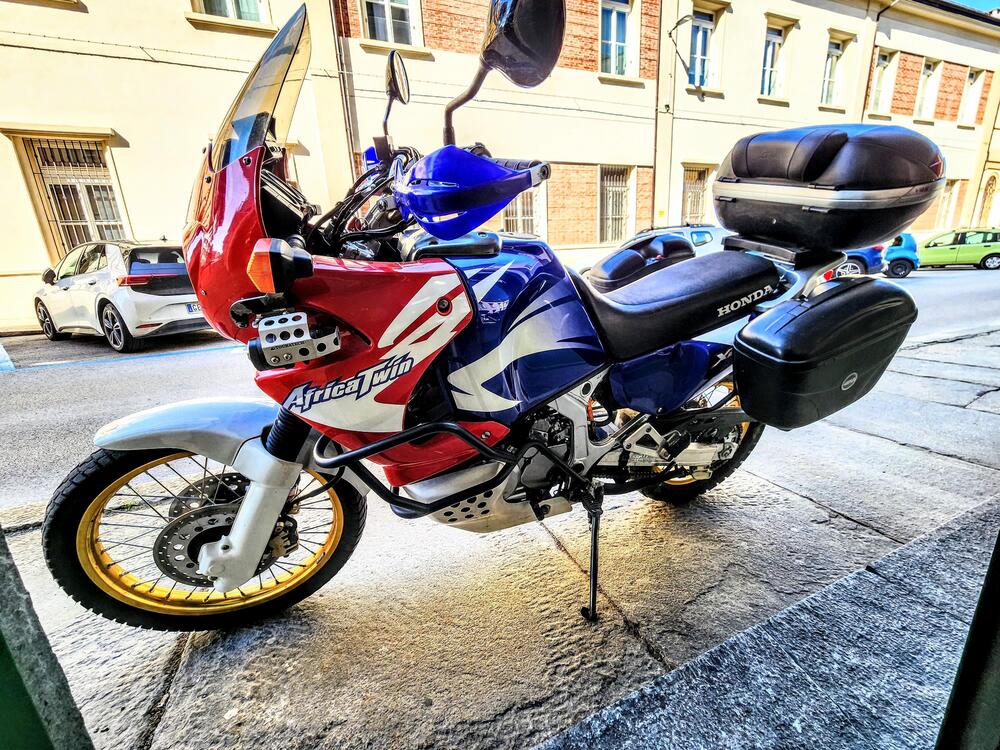 Honda Africa Twin XRV 750 (1996 - 02) (3)