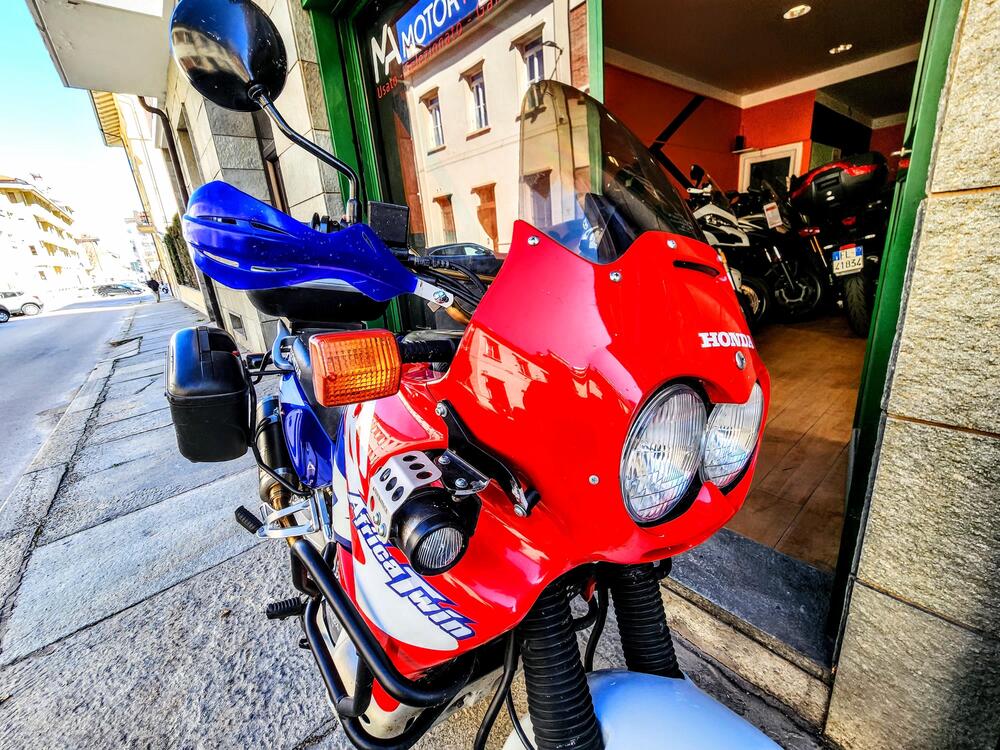 Honda Africa Twin XRV 750 (1996 - 02) (20)