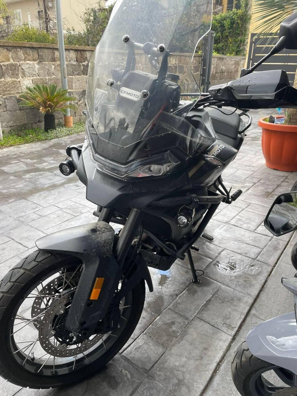 CFMOTO 700MT (2024 - 26) (4)