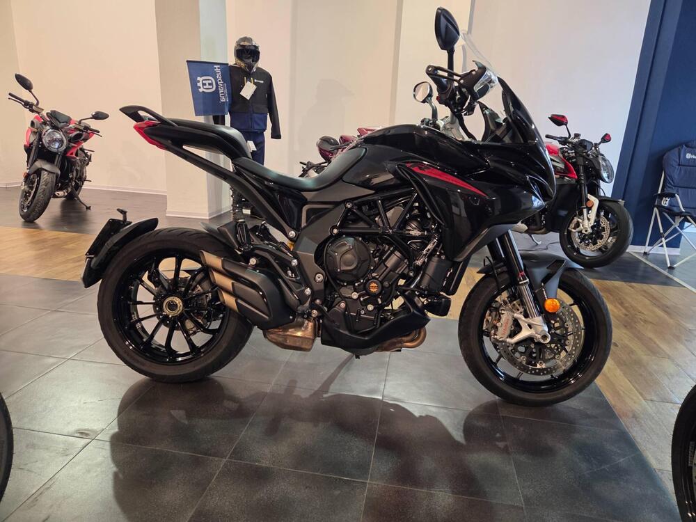 MV Agusta Turismo Veloce 800 R (2023 - 26) (2)