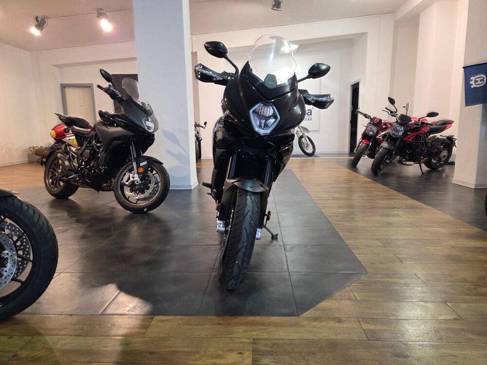 MV Agusta Turismo Veloce 800 R (2023 - 26) (4)