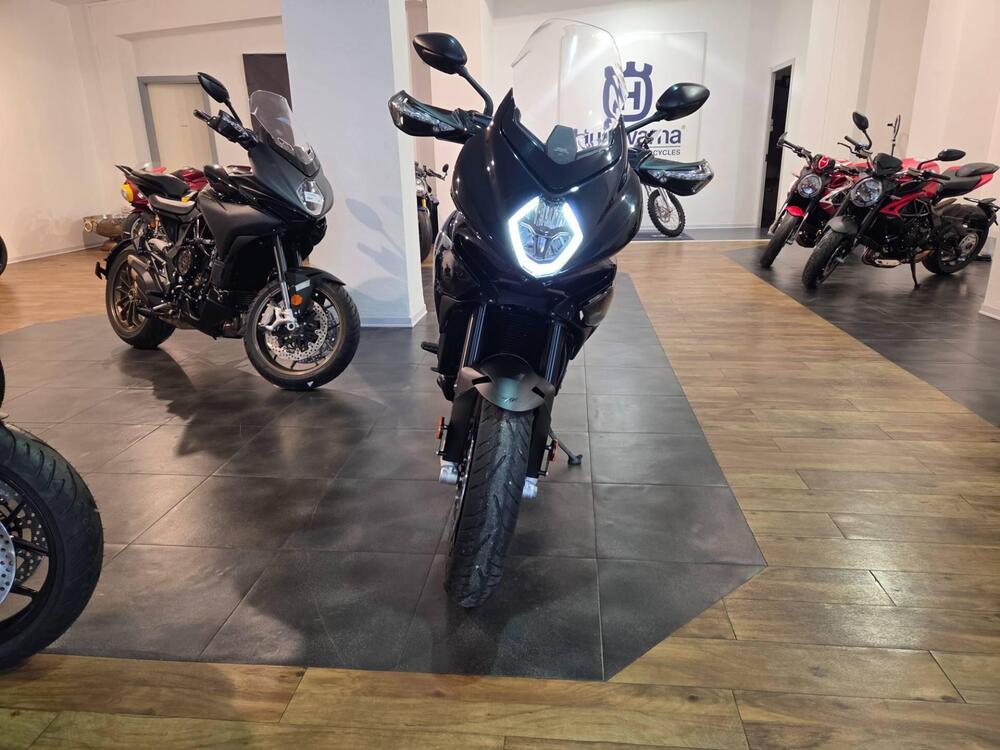 MV Agusta Turismo Veloce 800 R (2023 - 26) (10)