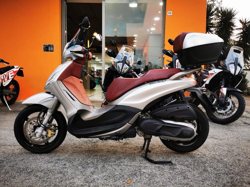 Piaggio Beverly 300 i.e. (2010 - 16) (5)