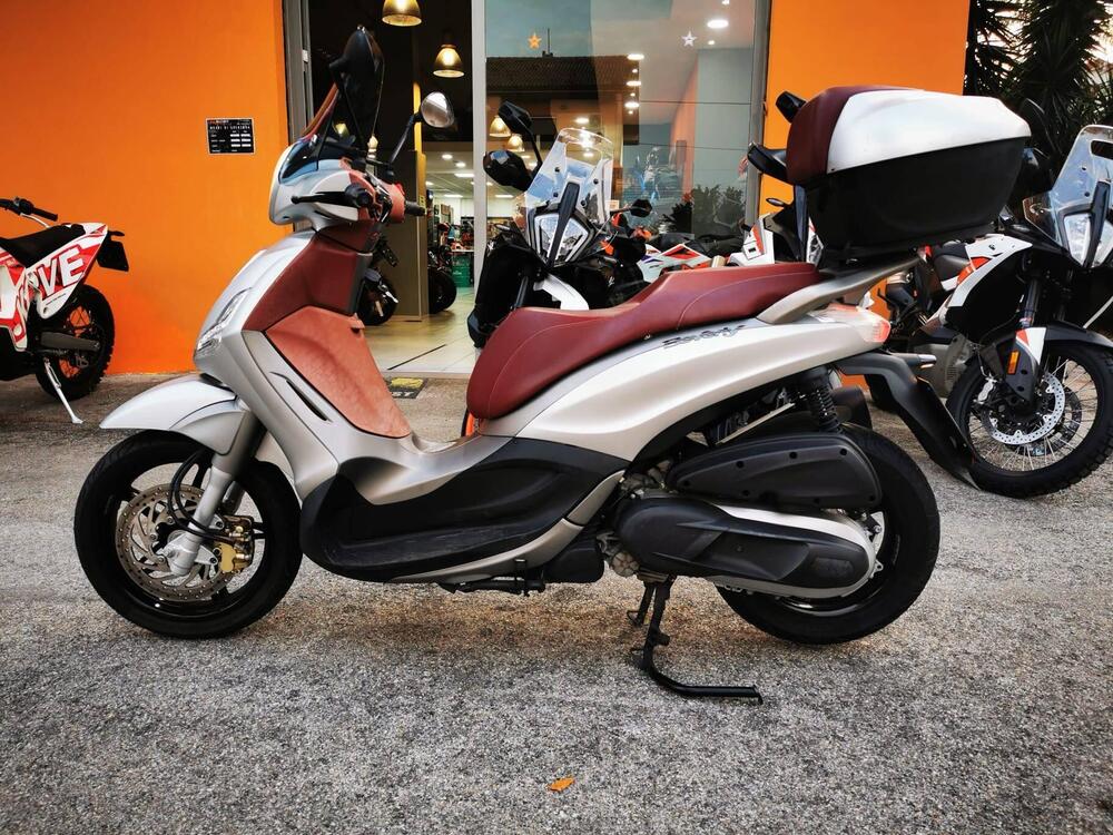 Piaggio Beverly 300 i.e. (2010 - 16) (6)