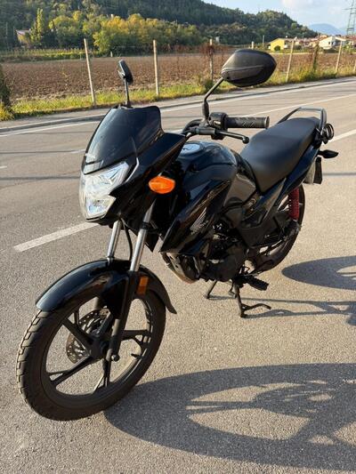 Honda CB 125 F (2021 - 25) usata