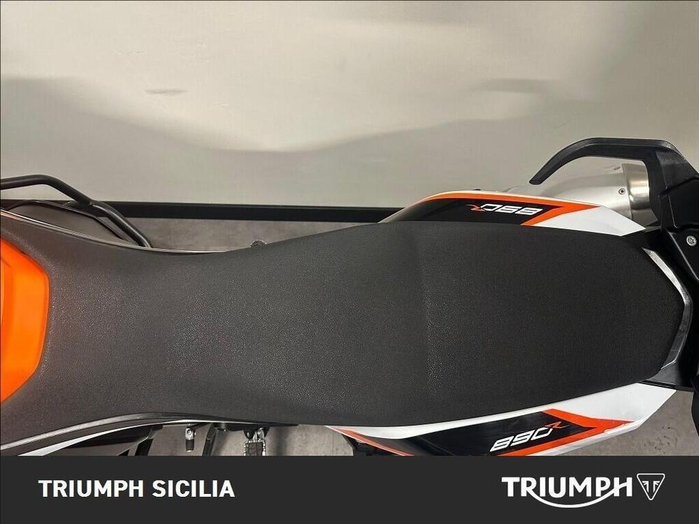 KTM 890 Adventure R (2021) (14)