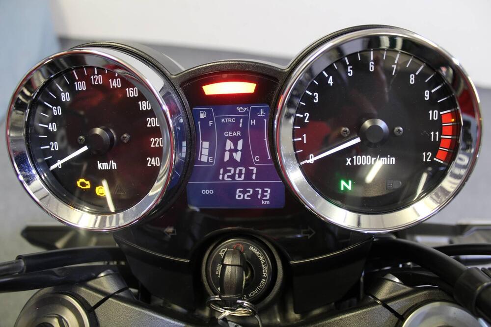 Kawasaki Z 900 RS (2022 - 25) (3)