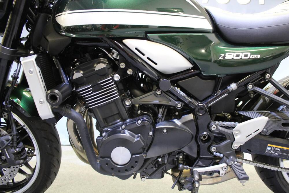 Kawasaki Z 900 RS (2022 - 25) (16)
