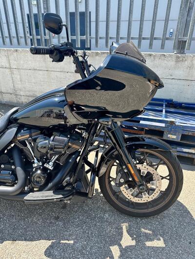Harley-Davidson Road Glide ST (2022 - 23) usata